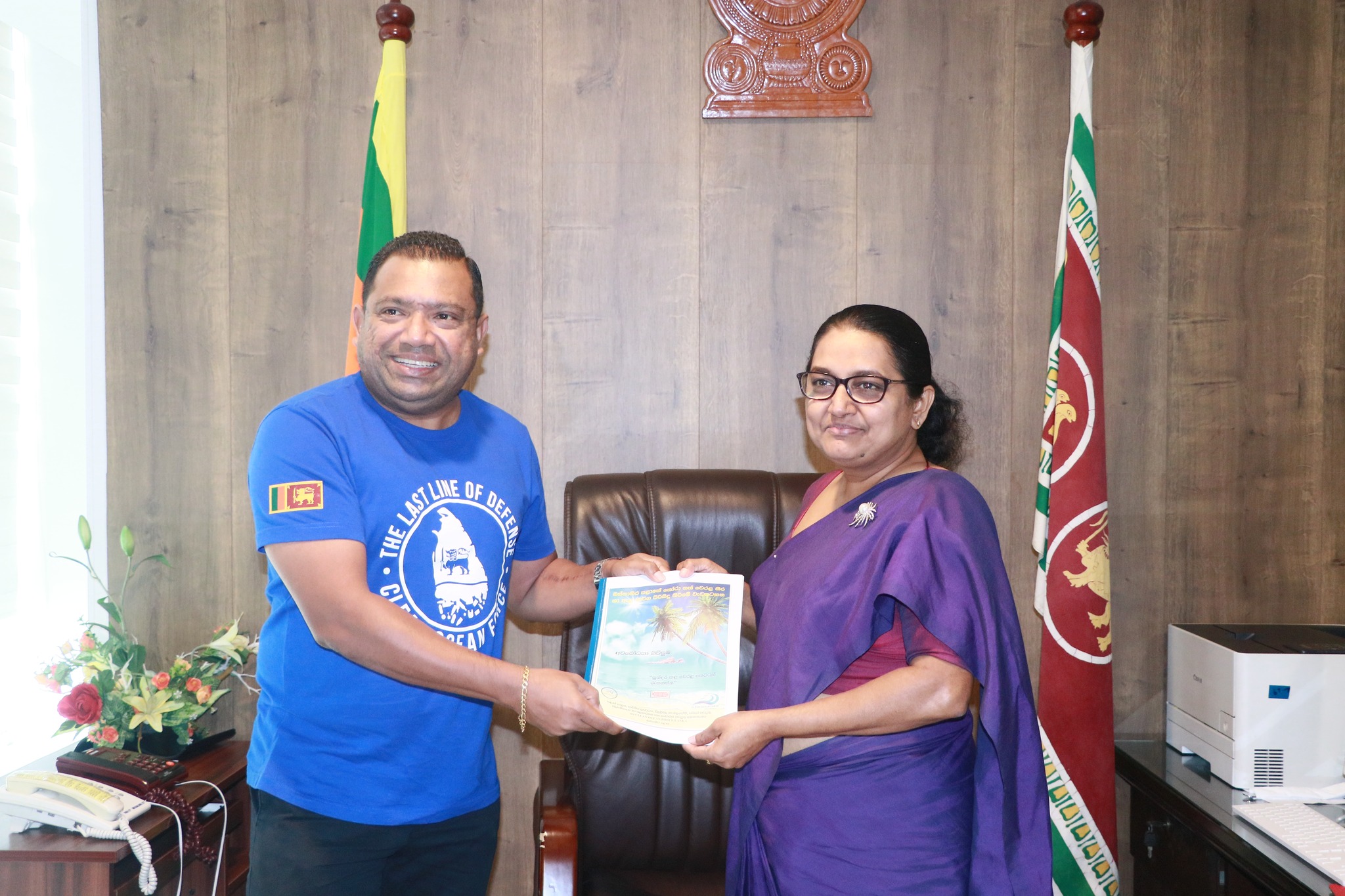 බස්නාහිර පළාතේ වෙරළ තීරය පිරිසිදු කිරීම හා මුහුදට අපද්‍රව්‍ය එකතුවන ඇළ මාර්ග පිරිසිදු කිරීමේ වැඩසටහනේ අවබෝධතා ගිවිසුම අත්සන් කිරීම 2025.06.25